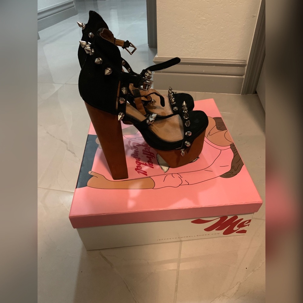 Platform shoes